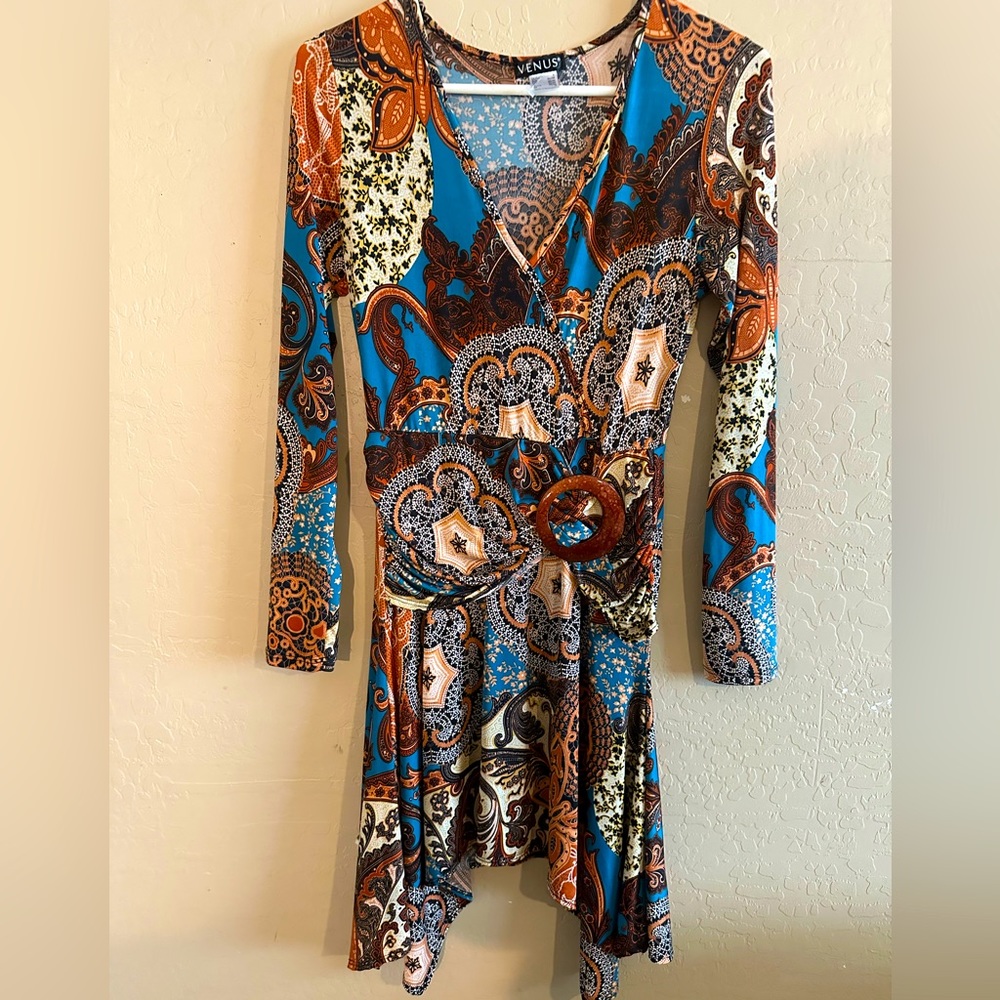 VENUES dress size small
